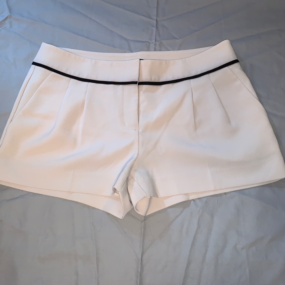 NWOT Cream Dress Short